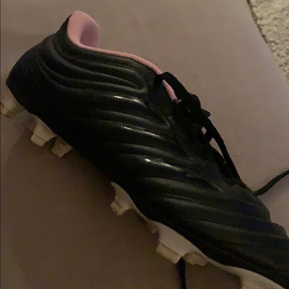 I hate soccer - Picture 2 of 8